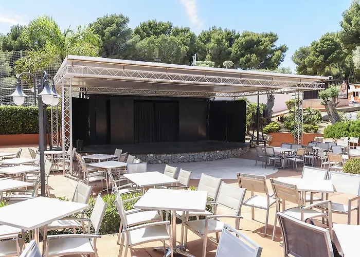 Garden Apart Otel Cala Ratjada (Mallorca)