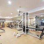 Garden Aparthotel 4*