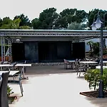 Garden 4*