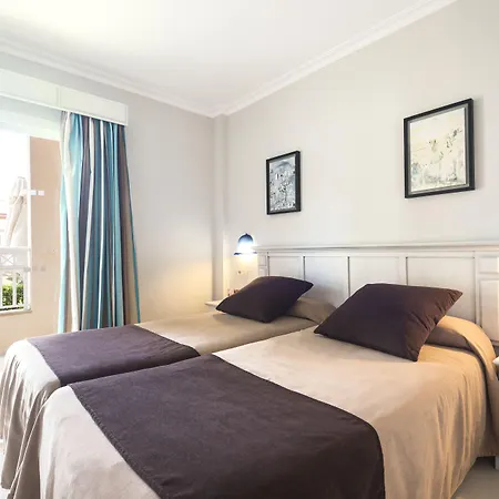 Garden Aparthotel 4*