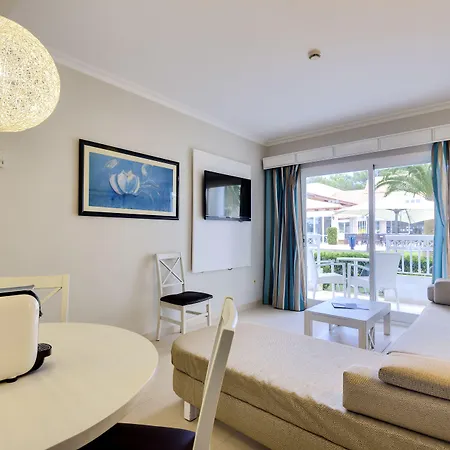 Garden Aparthotel 4*